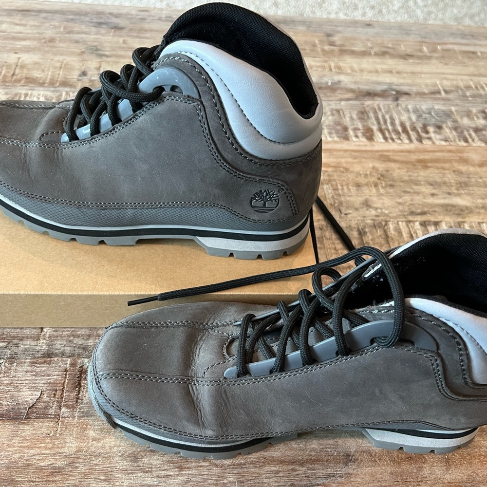 Timberland Gray Boots with Padded Collar and Minimalist Design